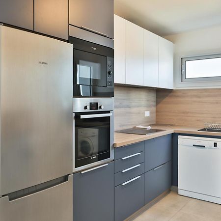 Appartement De Caractere, Superbe Vue Mer 280° La Chaume Экстерьер фото
