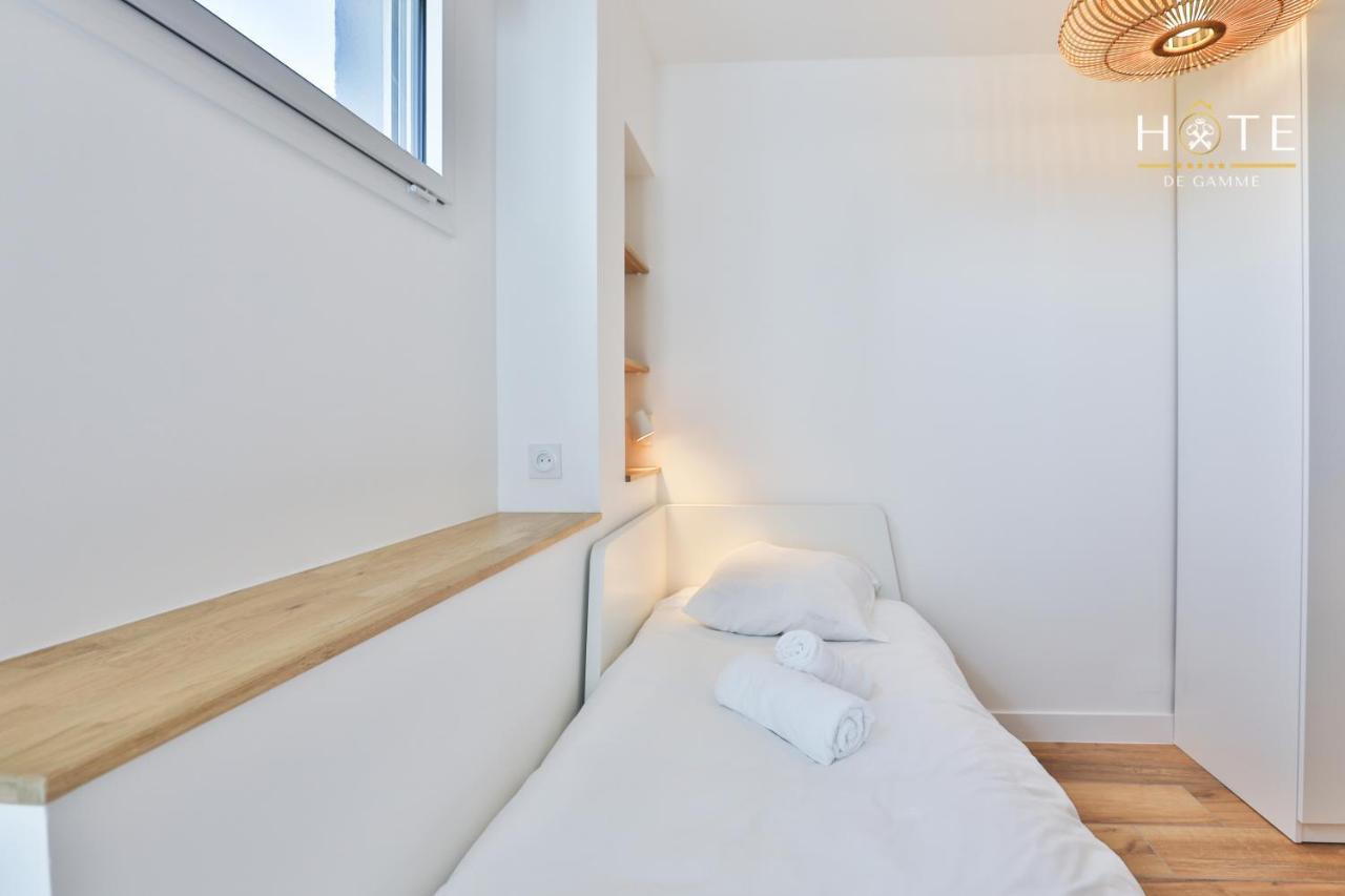 Appartement De Caractere, Superbe Vue Mer 280° La Chaume Экстерьер фото